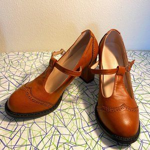 Mary Jane 2" Heels, Tan, Size 7